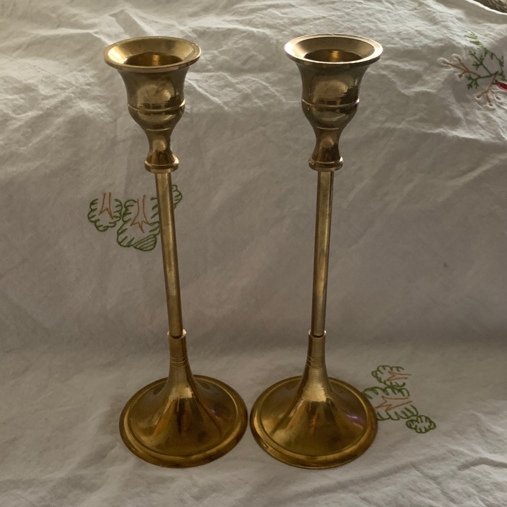 Brass vintage trumpet / tulip style candle holders